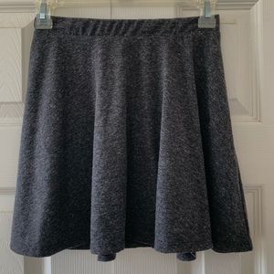 grey skirt